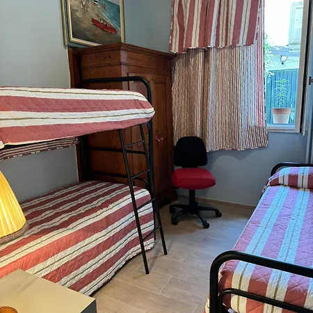 Pesciolino Rosso Nyaraló Villa Marina